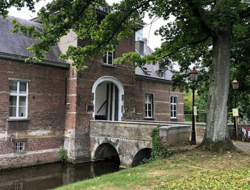 Kasteel Arendsnest, Belgium